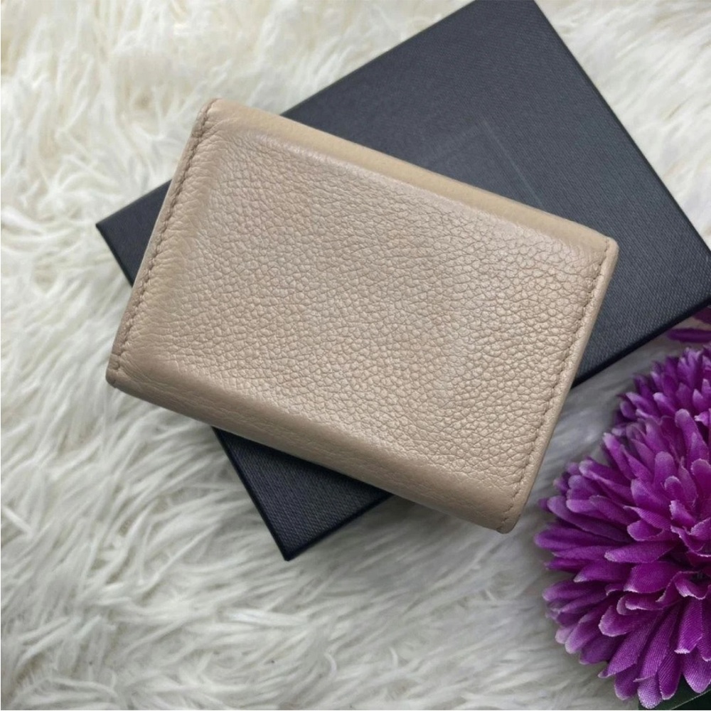 Saint Laurent Taupe Leather Wallet with Gold Logo - Picture 2 of 12